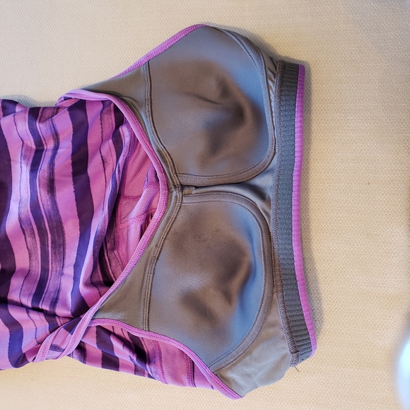 Nike Tank - Picture 4 of 4